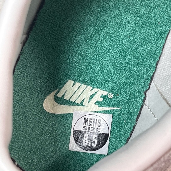 Men’s Nike Blazer - Picture 7 of 8